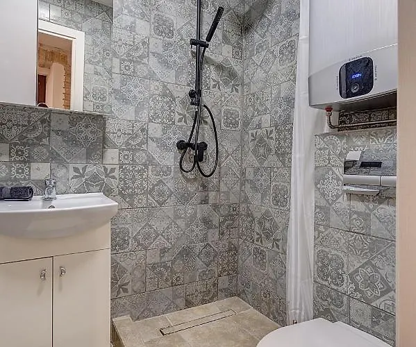 Mini By Town Hall, Self Chek-in